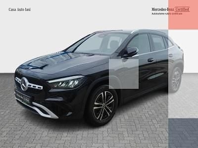 Rosu patagonia Utilizat 2018 Mercedes GLA200 SUV | 31.037 EUR (Preț OK) - Imagine 1/3