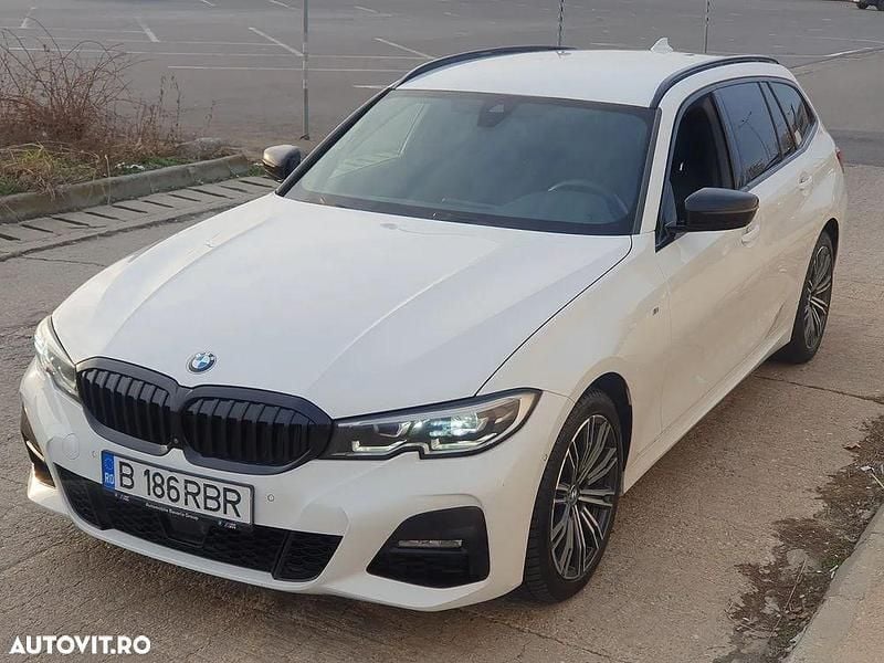 Alb Utilizat 2020 BMW 320 Break | 25.700 EUR (Puțin scump) - Imagine 1/4
