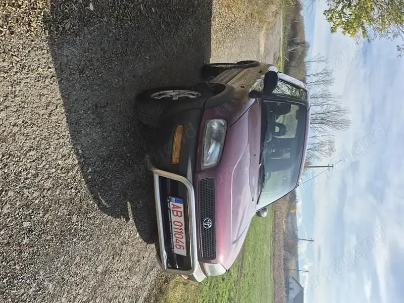 Visiniu Utilizat 1996 Toyota RAV4 SUV | 5.900 EUR - Imagine 1/4