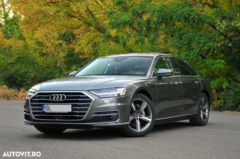 Gri Utilizat 2021 Audi A8 Comfort Berlinǎ | 45.000 EUR (Preț OK) - Imagine 1/4