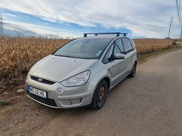 Utilizat 2008 Ford S-MAX S Break | 2.600 EUR (Preț bun) - Imagine 1/4