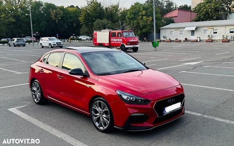 Culoarerosu Utilizat 2019 Hyundai i30 N Line Hatchback | 16.899 EUR (Scump) - Imagine 1/4