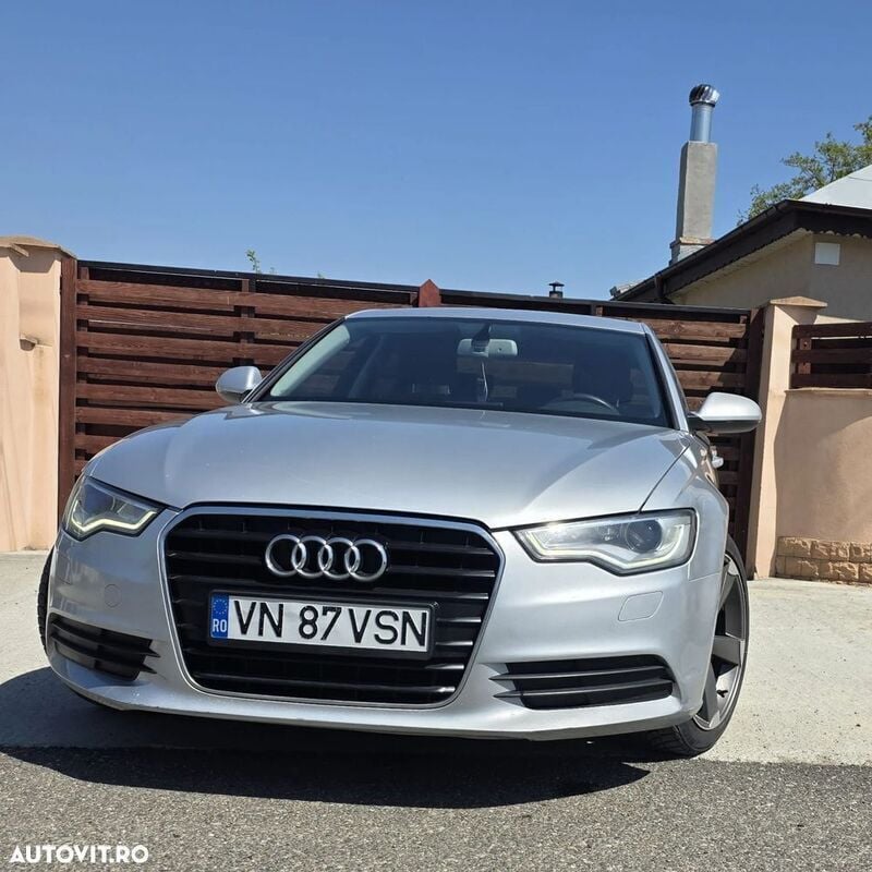 Gri Utilizat 2011 Audi A6 Comfort Berlinǎ | 10.500 EUR (Preț OK) - Imagine 1/4
