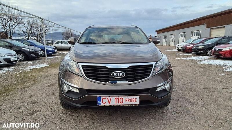 Second-hand Kia Sportage 116 CP (85 kW) 2012 Culoaremaro SUV