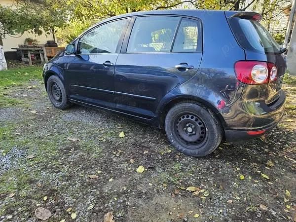 Second-hand VW Golf IV 105 CP (77 kW) 2005 Hatchback