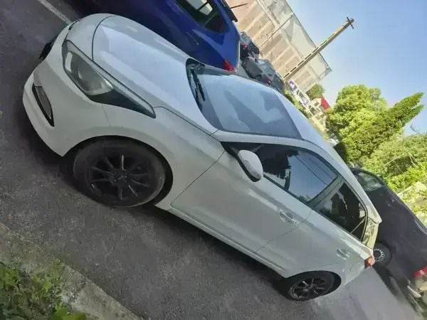 Utilizat 2016 Hyundai i20 Berlinǎ | 5.600 EUR - Imagine 1/4