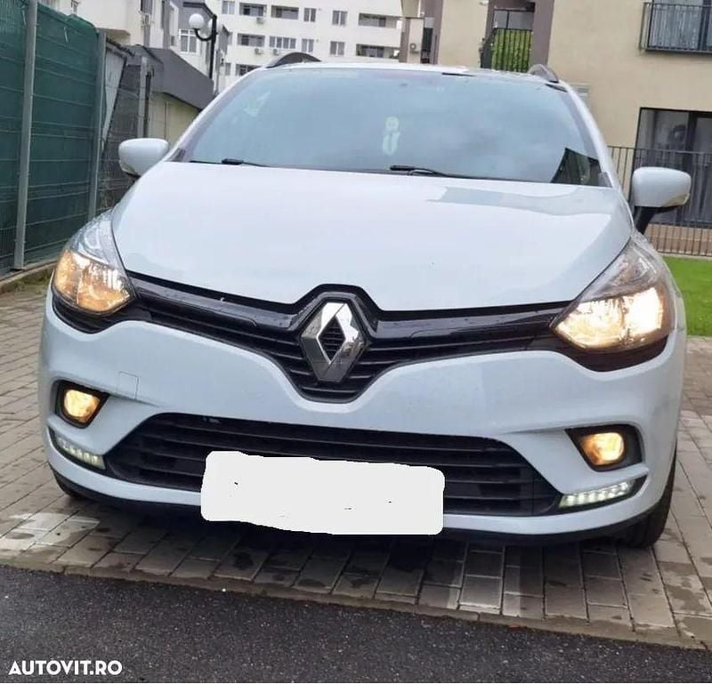 Culoarealb Utilizat 2018 Renault Clio GrandTour Life Break | 6.000 EUR (Preț OK) - Imagine 1/4