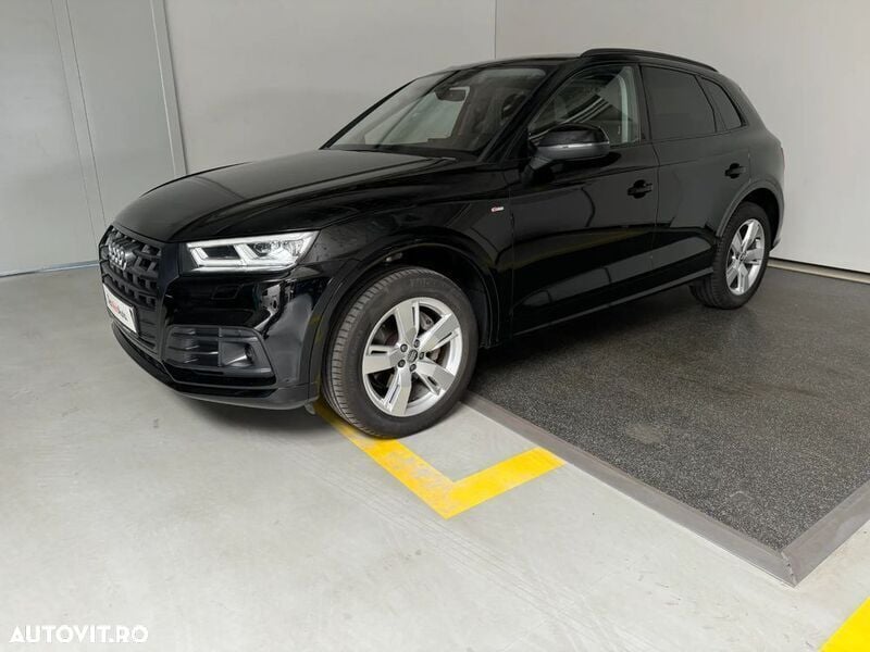 Negru Utilizat 2019 Audi Q5 Sport SUV | 25.500 EUR (Preț bun) - Imagine 1/4