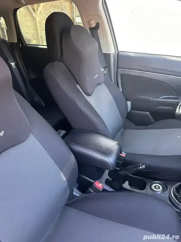 Utilizat 2015 Mitsubishi ASX SUV | 7.500 EUR - Imagine 1/4