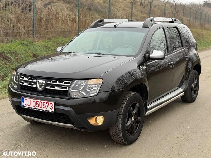 Culoarenegru Utilizat 2015 Dacia Duster Prestige SUV | 6.999 EUR (Preț bun) - Imagine 1/4