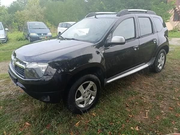 Negru Utilizat 2011 Dacia Duster Berlinǎ | 6.400 EUR (Preț OK) - Imagine 1/4