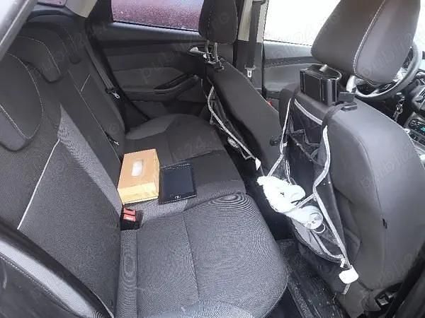 Negru Second-hand 2011 Ford Focus Break | 3.699 EUR (Preț OK) - Imagine 1/4