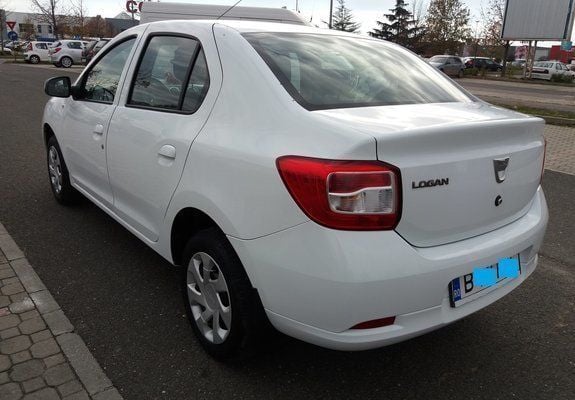 Second-hand Dacia Logan 80 CP (58 kW) 2014 Alb Berlinǎ