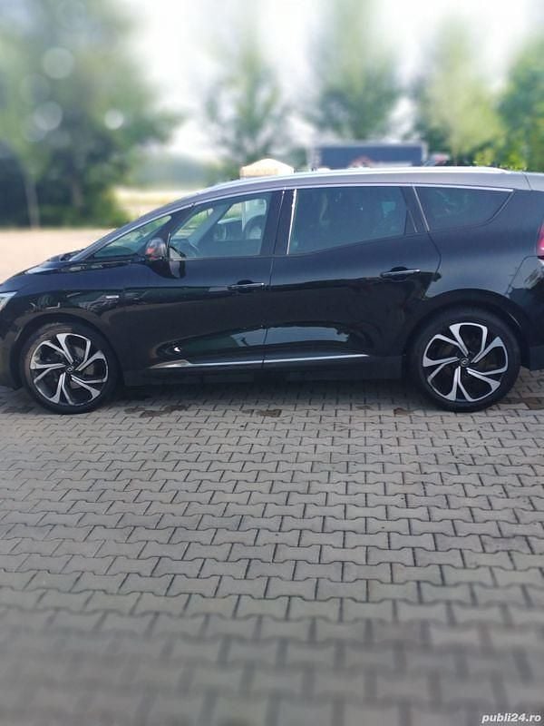 Second-hand Renault Grand Scénic IV 110 CP (80 kW) 2017 Monovolum