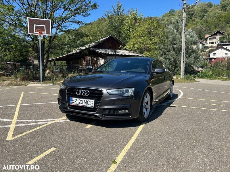 Gri Utilizat 2011 Audi A5 Sportback Coupe | 8.600 EUR (Preț OK) - Imagine 1/4