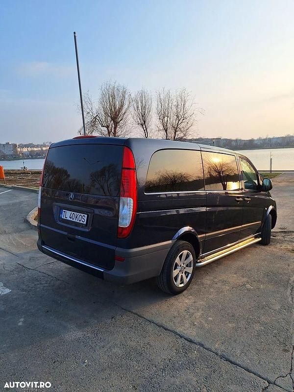 Second-hand Mercedes Vito 120 CP (88 kW) 2006 Culoarealbastru Van