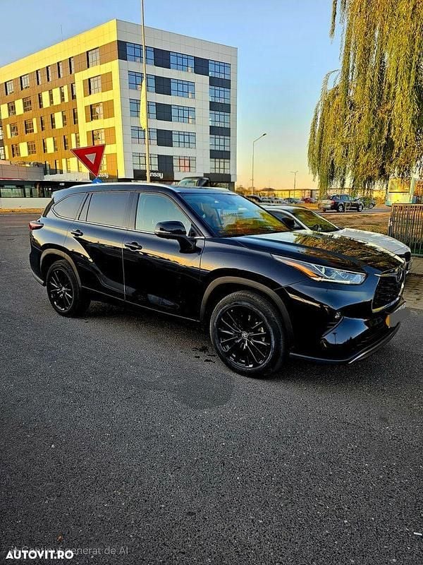 Culoarenegru Utilizat 2024 Toyota Highlander Luxury SUV | 62.000 EUR (Preț OK) - Imagine 1/4