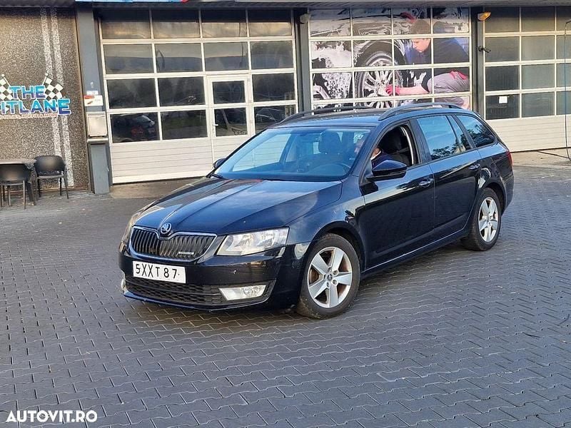 Culoarenegru Utilizat 2012 Skoda Fabia Ambition Break | 4.450 EUR (Puțin scump) - Imagine 1/4