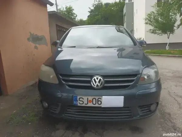 Albastru Utilizat 2007 VW Golf Plus Cross Monovolum | 2.400 EUR (Preț bun) - Imagine 1/4
