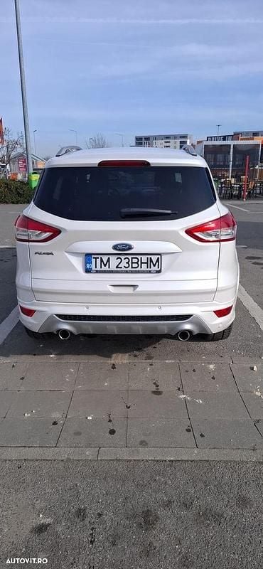 Second-hand Ford Kuga Titanium 180 CP (132 kW) 2016 Culoarealb SUV