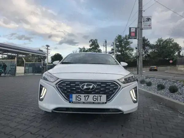 Utilizat 2021 Hyundai Ioniq Berlinǎ | 17.600 EUR - Imagine 1/4
