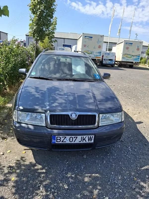 Utilizat 2009 Skoda Octavia Break | 2.700 EUR (Super Preț) - Imagine 1/2