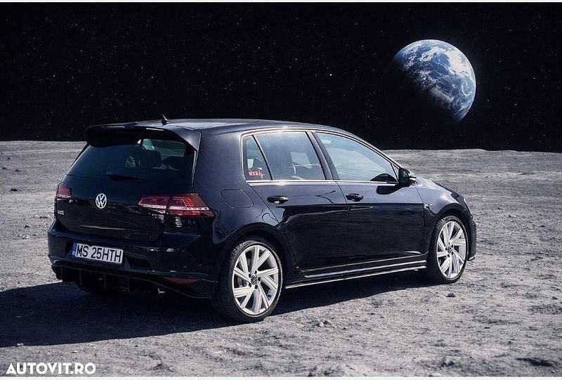 Culoarenegru Utilizat 2016 VW Golf VII Hatchback | 7.800 EUR (Preț bun) - Imagine 1/4