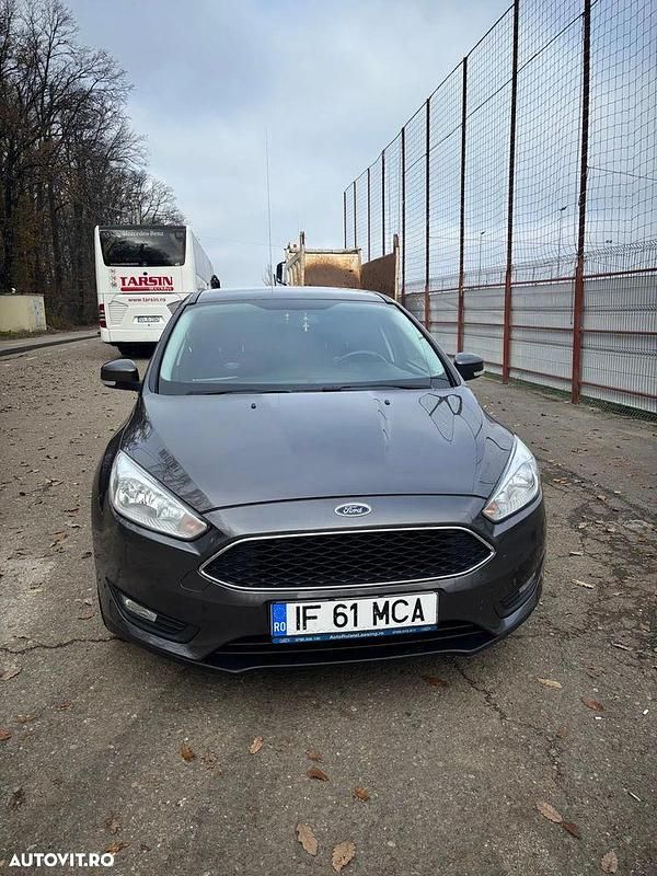 Culoaregri Utilizat 2018 Ford Focus Berlinǎ | 9.300 EUR (Preț OK) - Imagine 1/4