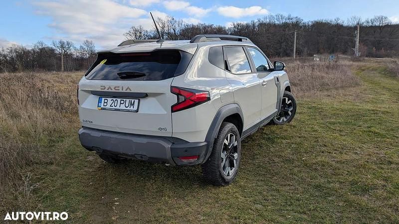 Second-hand Dacia Duster Extreme 130 CP (95 kW) 2024 Culoarebej SUV