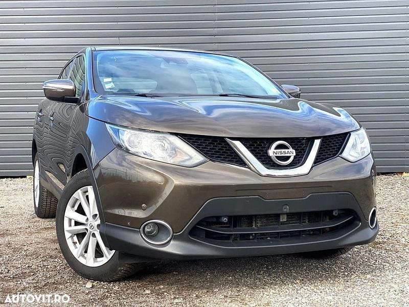 Culoaremaro Utilizat 2015 Nissan Qashqai Acenta SUV | 11.500 EUR (Preț OK) - Imagine 1/4