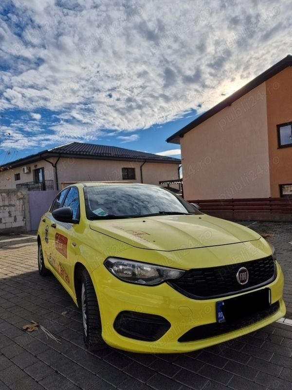 Utilizat 2017 Fiat Tipo Berlinǎ | 5.900 EUR - Imagine 1/4