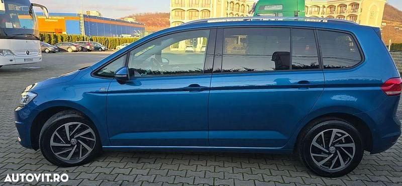 Second-hand VW Touran 115 CP (84 kW) 2019 Culoarealbastru Monovolum