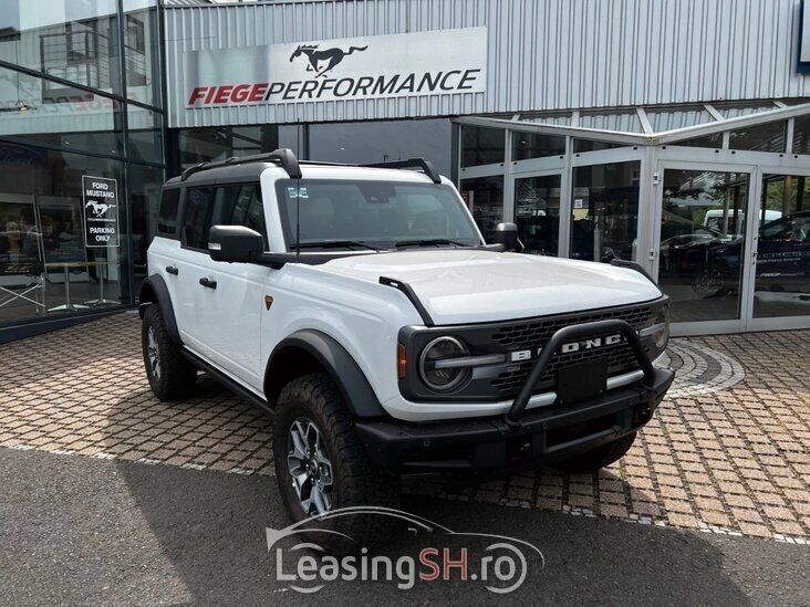 Alb Utilizat 2023 Ford Bronco SUV | 87.950 EUR - Imagine 1/4