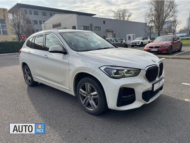 Alb Utilizat 2021 BMW X1 M Sport SUV | 27.500 EUR (Super Preț) - Imagine 1/4