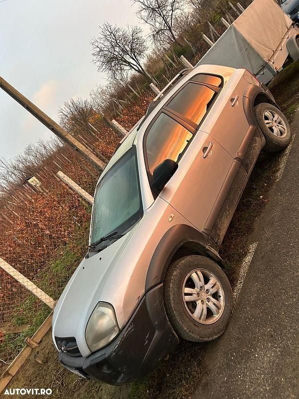 Culoaregri Utilizat 2007 Hyundai Tucson SUV | 2.300 EUR (Super Preț) - Imagine 1/4