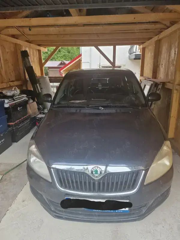 Utilizat 2011 Skoda Fabia Hatchback | 2.650 EUR - Imagine 1/4