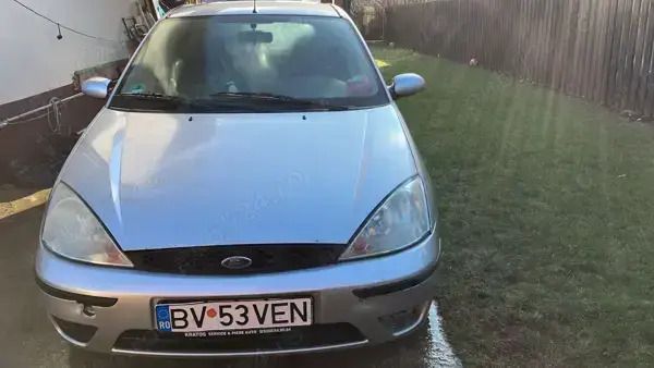 Utilizat 2002 Ford Focus Hatchback | 800 EUR (Preț OK) - Imagine 1/4