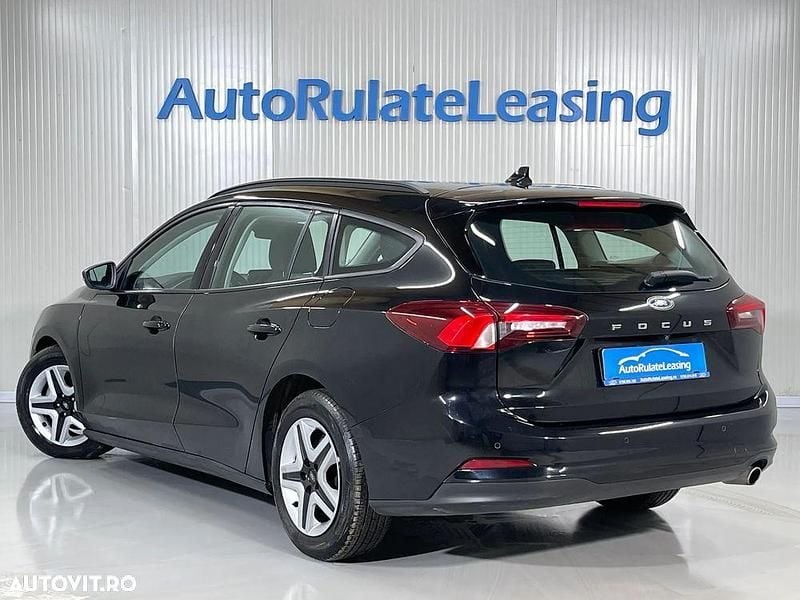 Second-hand Ford Focus Titanium 120 CP (88 kW) 2022 Culoarenegru Break