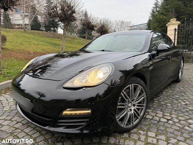 Second-hand Porsche Panamera 300 CP (220 kW) 2011 Culoarenegru Berlinǎ