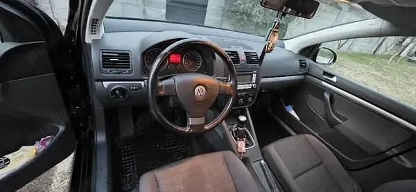 Second-hand VW Golf V Edition 80 CP (58 kW) 2007 Culoarenegru Hatchback