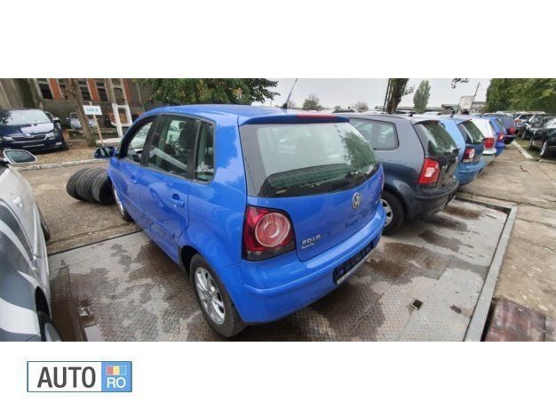 Second-hand VW Polo 70 CP (51 kW) 2008 Albastru Hatchback