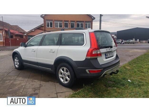 Alb Utilizat 2014 Volvo XC70 Break | 9.800 EUR - Imagine 1/4