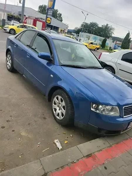 Utilizat 2004 Audi A4 Berlinǎ | 12.000 EUR - Imagine 1/4