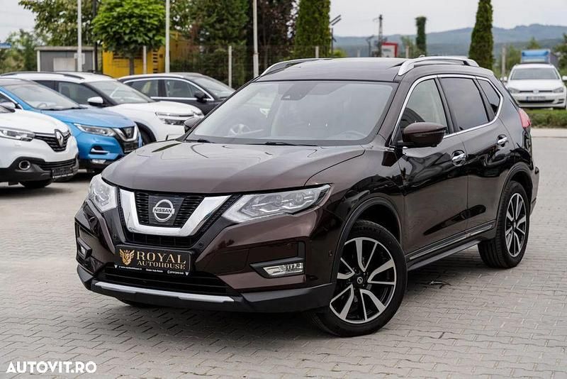 Culoaremaro Utilizat 2018 Nissan X-Trail Tekna SUV | 14.000 EUR (Preț OK) - Imagine 1/4