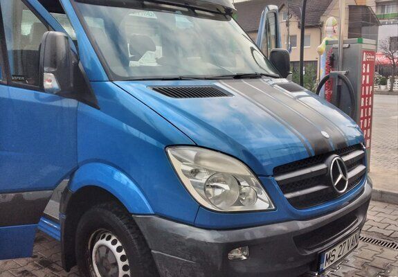 Second-hand Mercedes Sprinter 129 CP (94 kW) 2008 Albastru Van