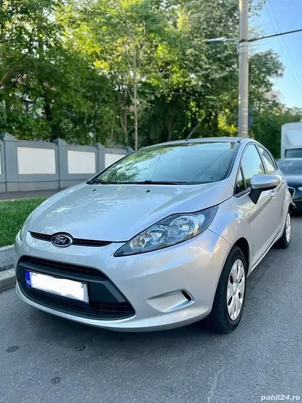 Second-hand Ford Fiesta 70 CP (51 kW) 2012 Hatchback