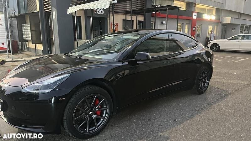 Negru Utilizat 2020 Tesla Model 3 Berlinǎ | 16.300 EUR (Super Preț) - Imagine 1/4