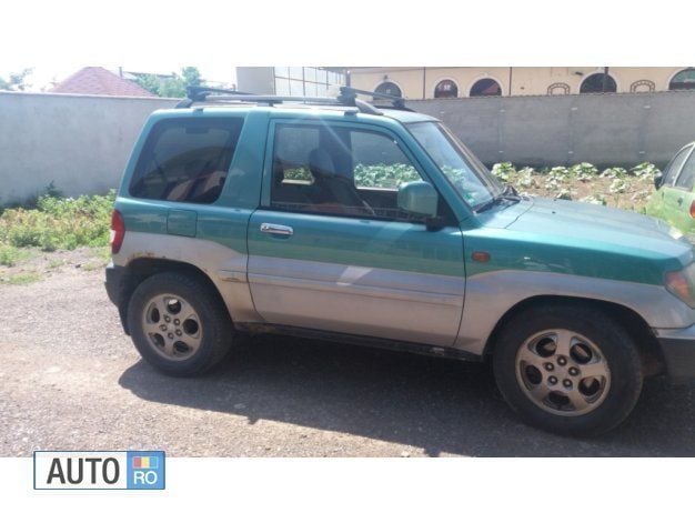 Second-hand Mitsubishi Pajero 120 CP (88 kW) 1999 Verde SUV
