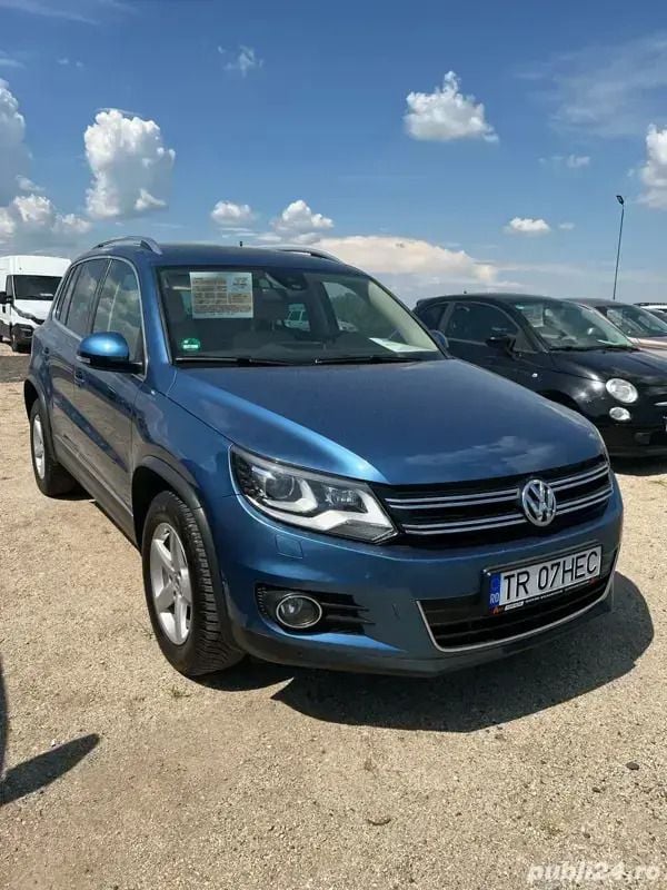 Albastru Utilizat 2015 VW Tiguan Sportline SUV | 13.990 EUR (Preț OK) - Imagine 1/4