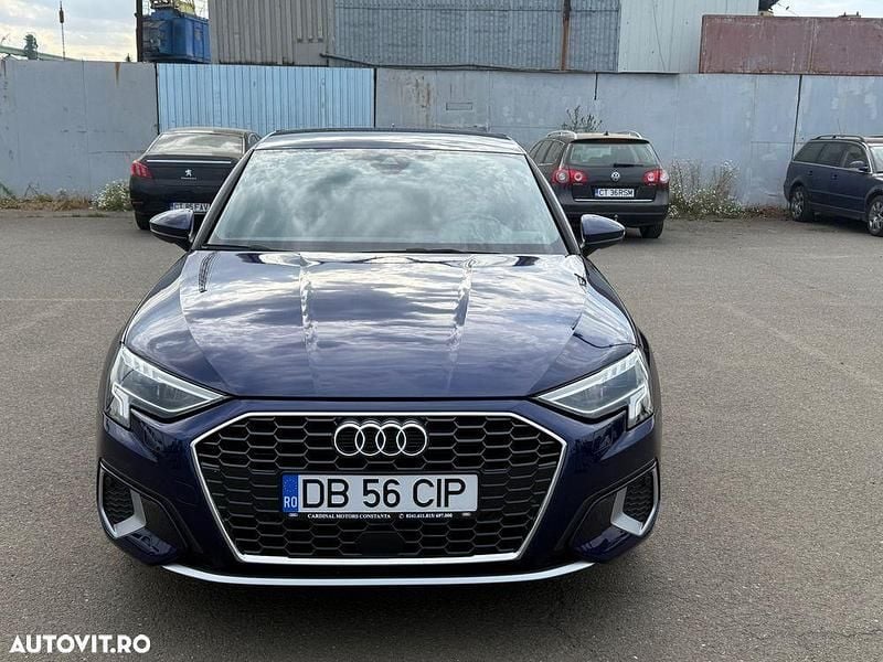 Culoarealbastru Utilizat 2024 Audi A3 Sportback Advanced Hatchback | 28.000 EUR (Scump) - Imagine 1/4